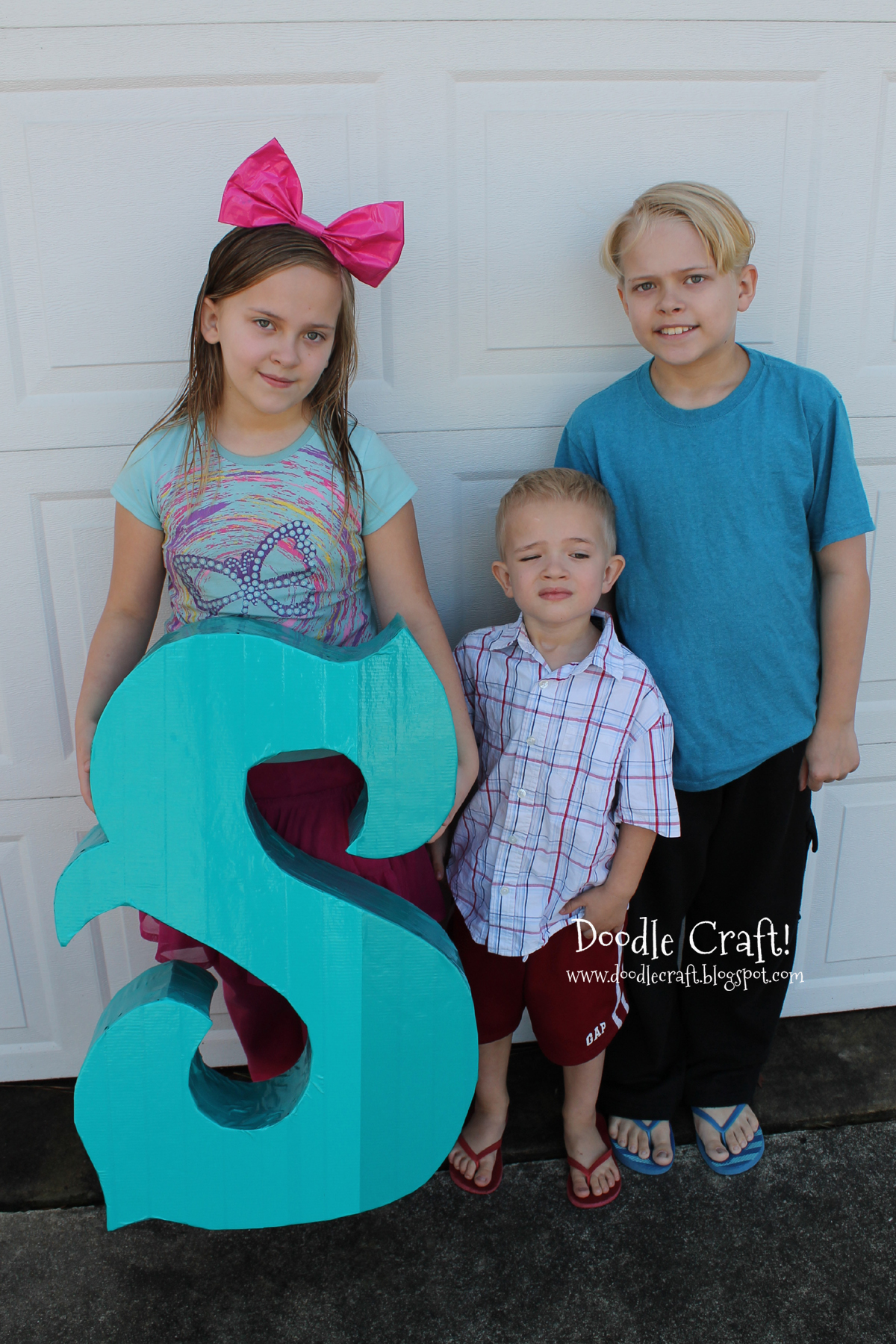 photo prop monogram s.jpg