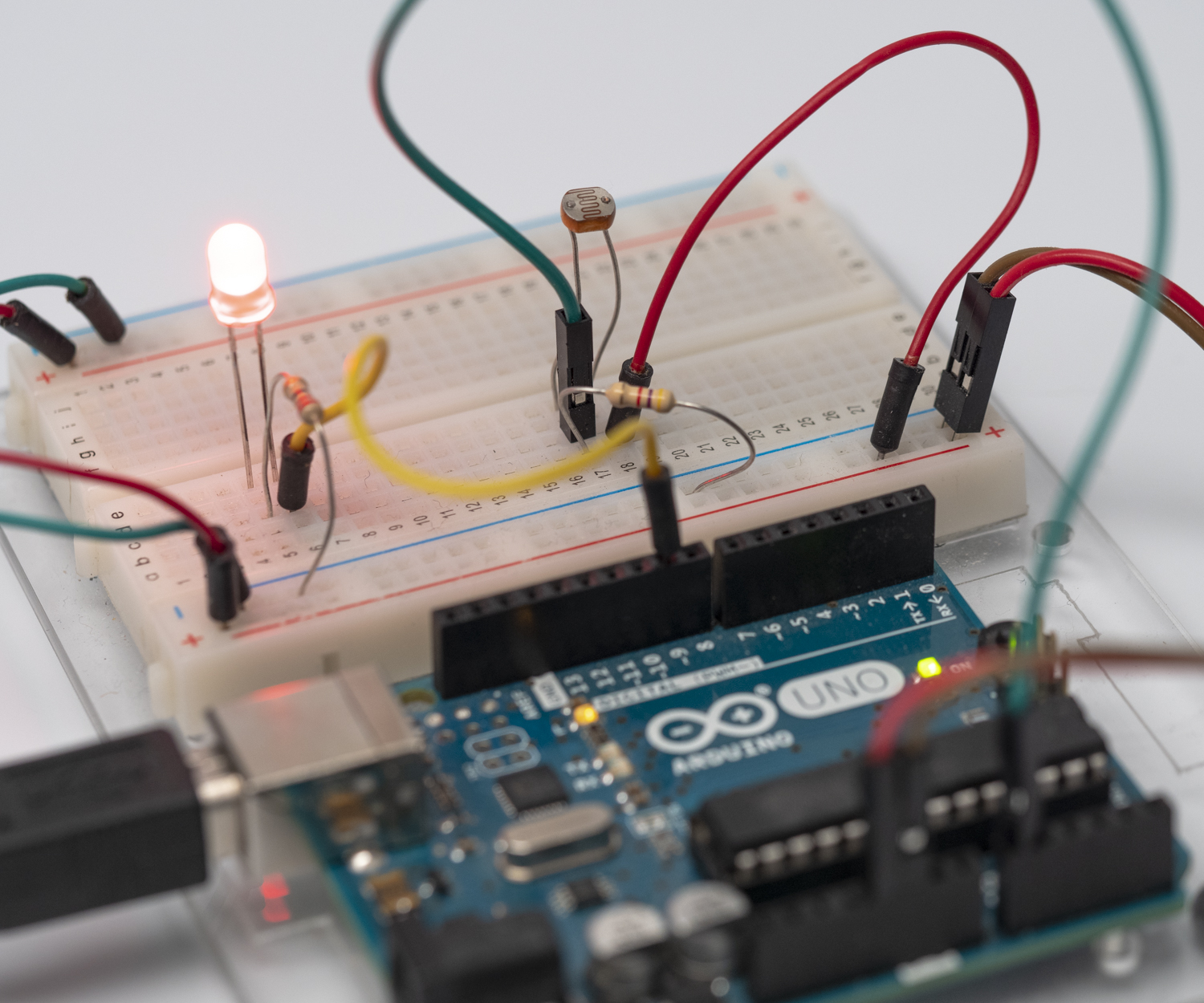 photoresistor-optimized-01.jpg