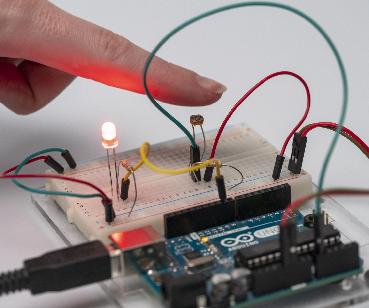 photoresistor-optimized-02.jpg