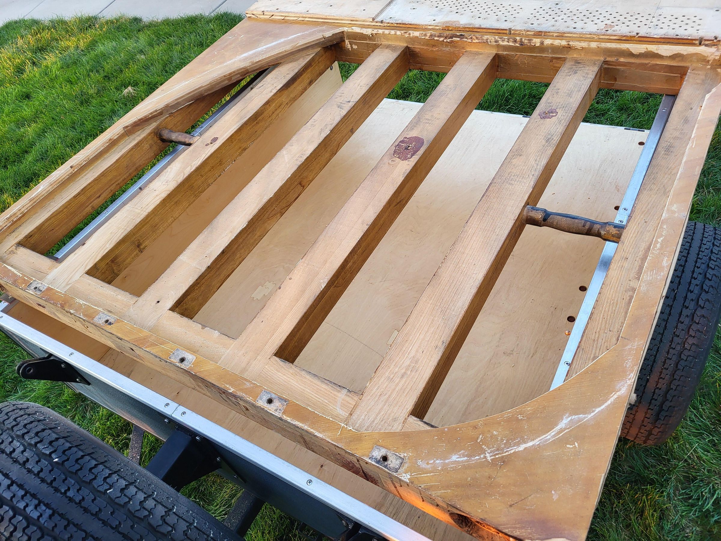 piano dresser (37).jpg