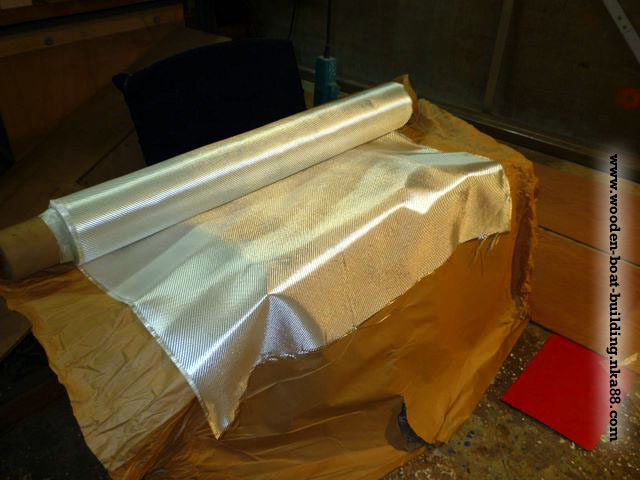 plywood-epoxy-woodenboat-building-65-stich-and-glue-fishing-boat_xs.jpg