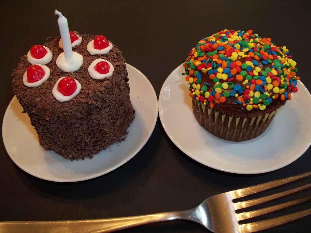 portalcupcakescomparison.jpg