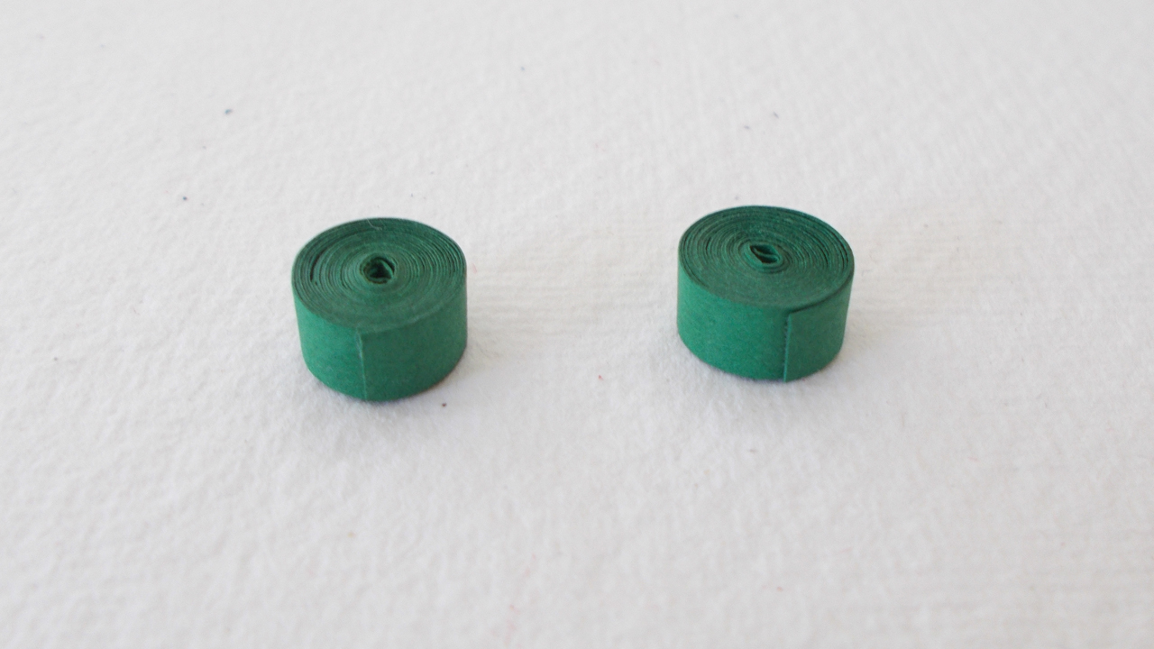 quilling-tight-coil.jpg