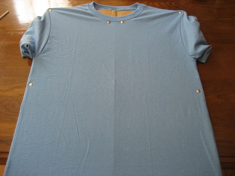 r-shirt-2.jpg