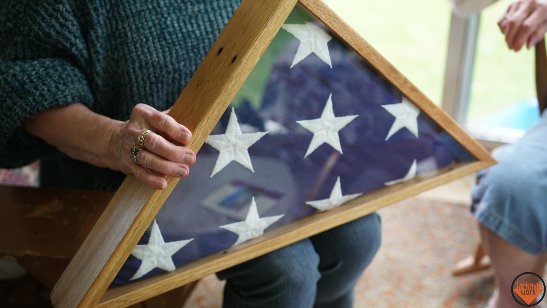 reclaimed oak pallet wood flag box 23.jpg