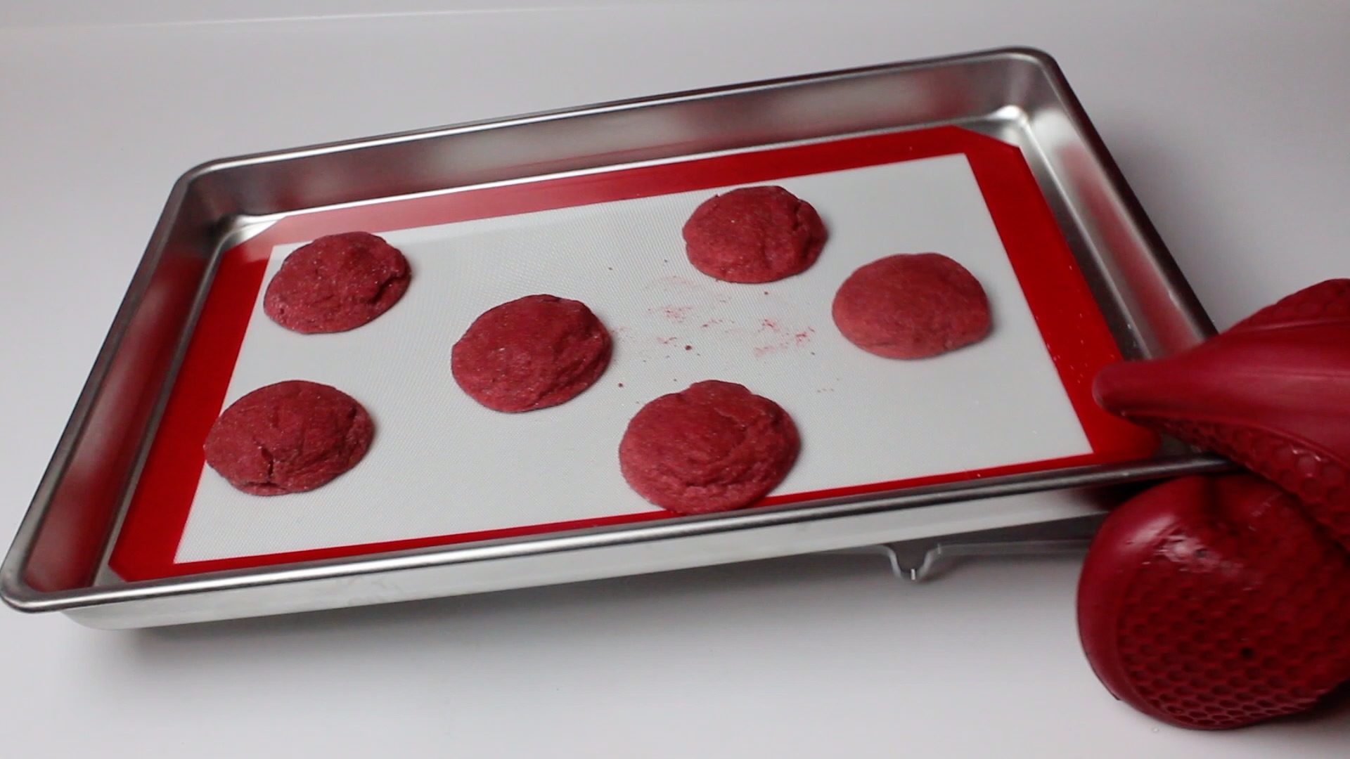 red velvet cookies16.jpg