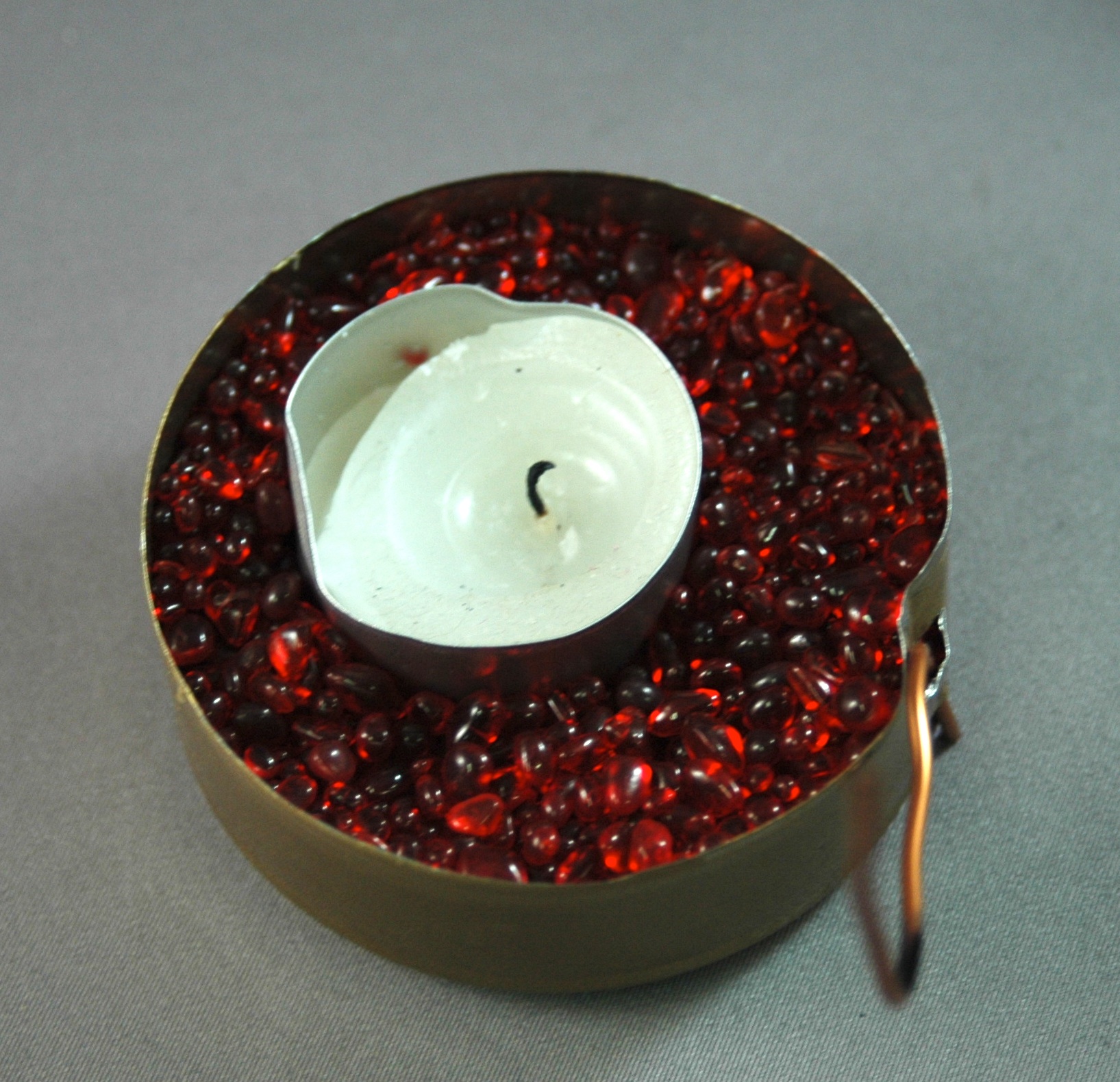redglassincan.jpg