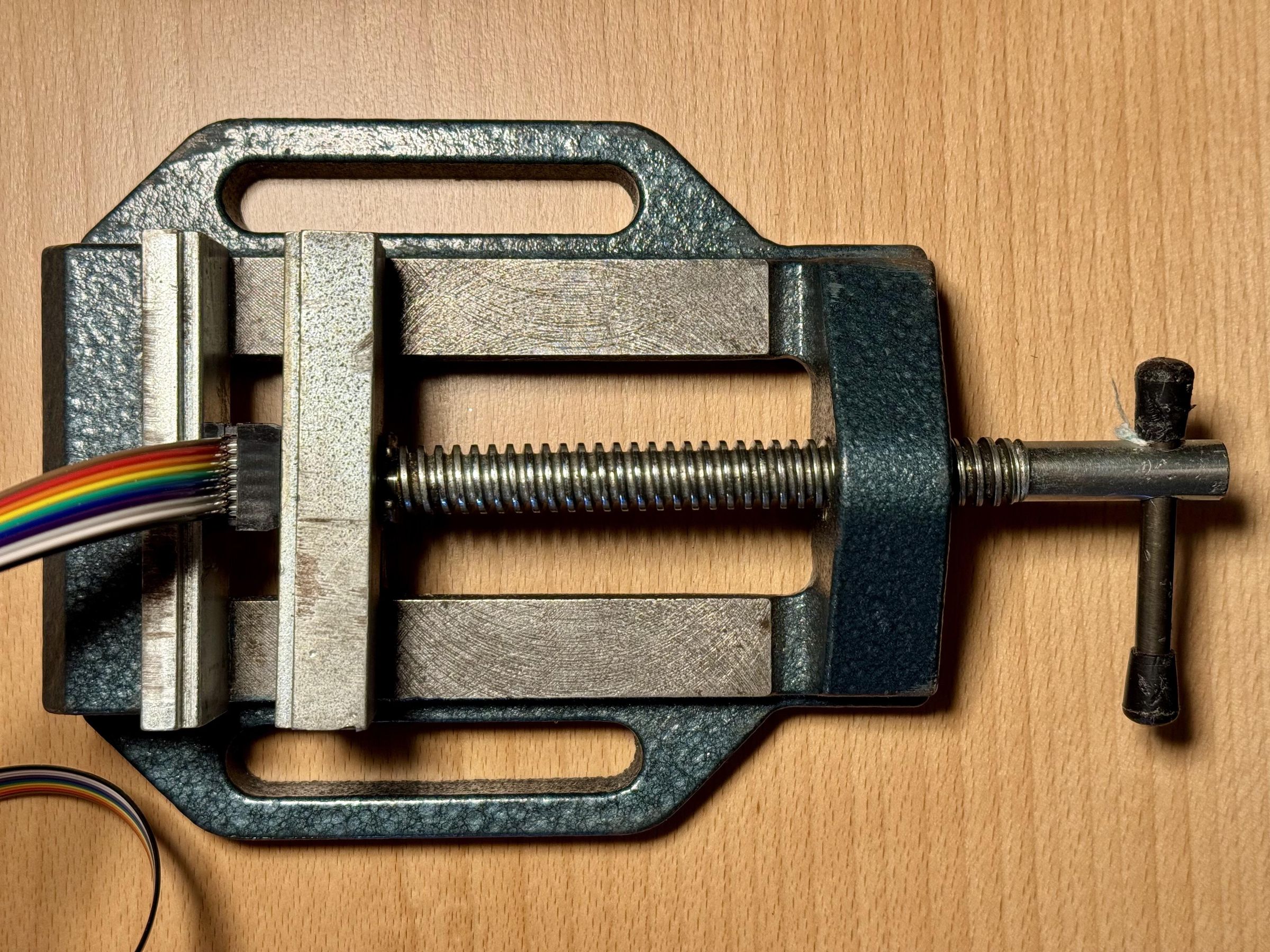 ribbon_cable2.jpg