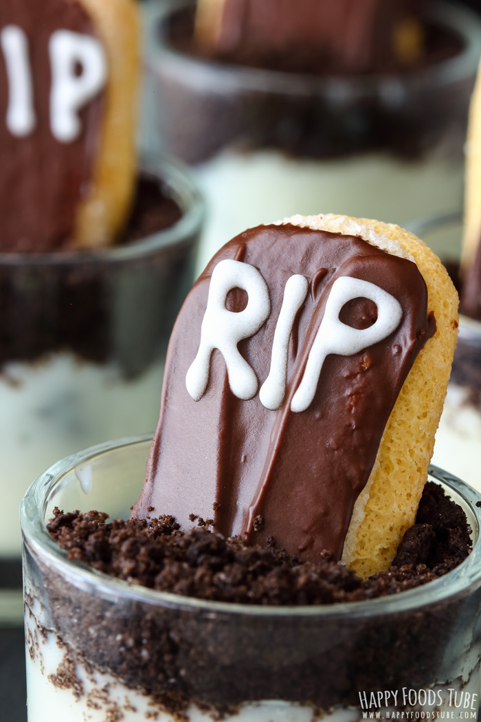 rip-halloween-dessert-shooters-photo.jpg