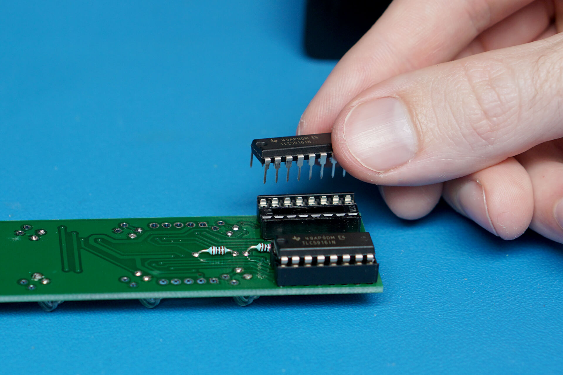 round-counter_electronics_08-assembly.jpg