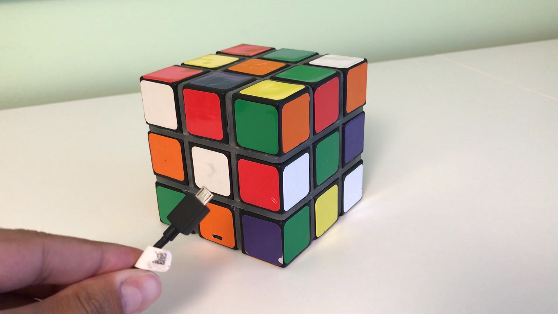 rubiks_cube.mp4.Still106.jpg