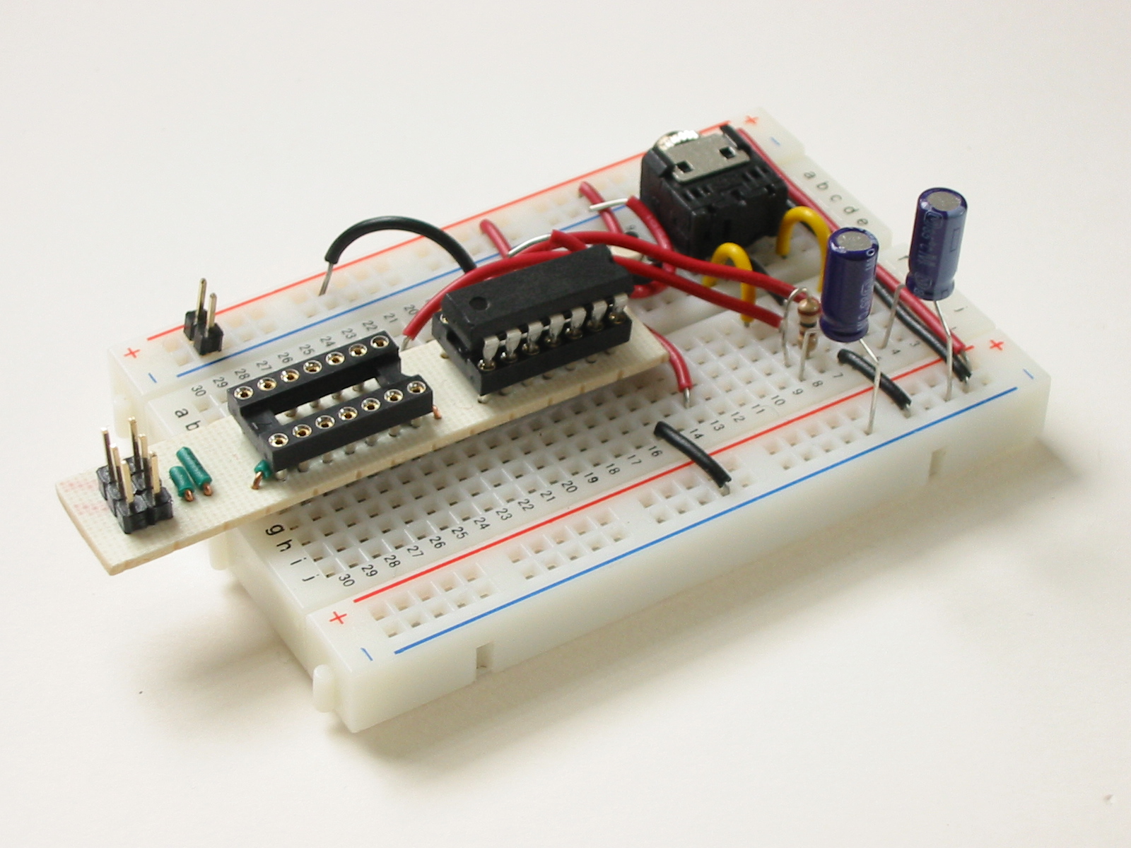 sak-breadboard-01.jpg