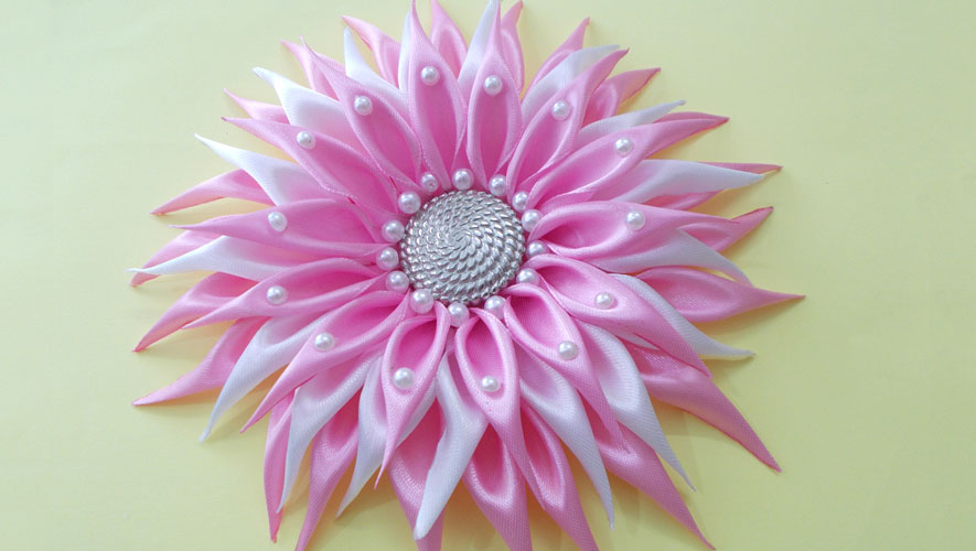 satin-ribbon-kanzashi-dahlia.jpg