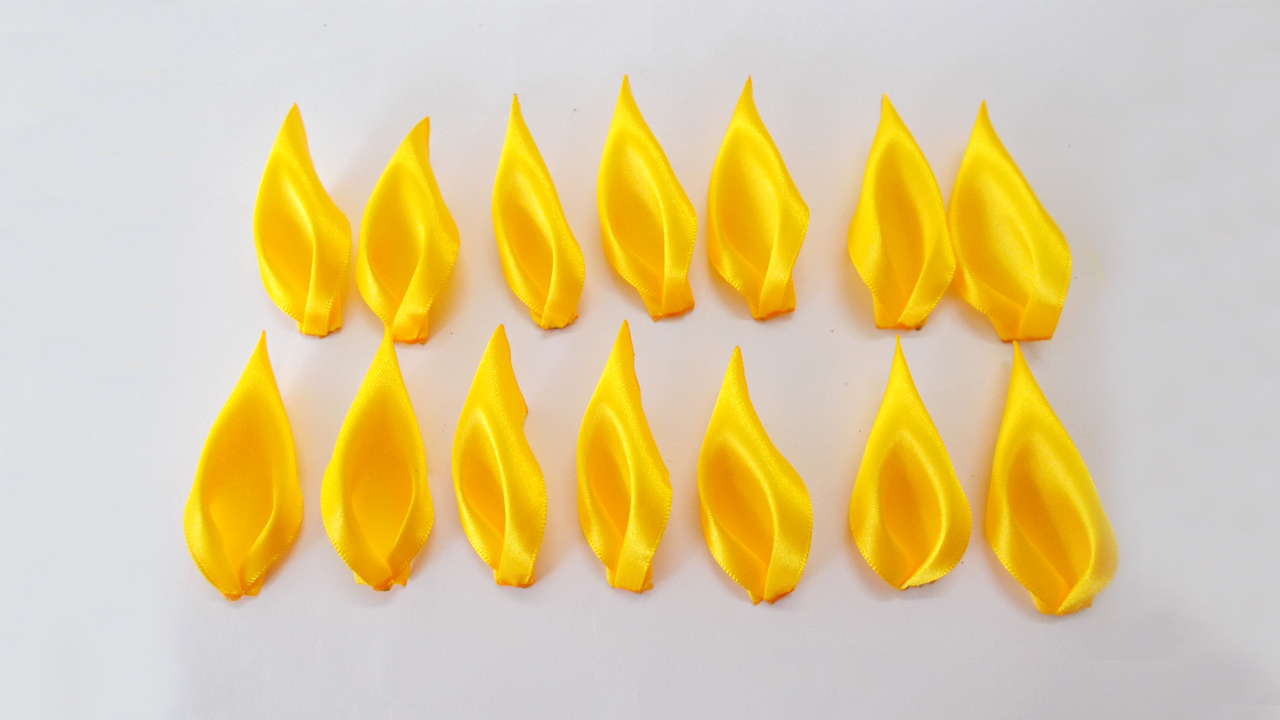 satin-sunflower-2.jpg