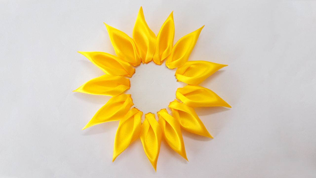 satin-sunflower-4.jpg