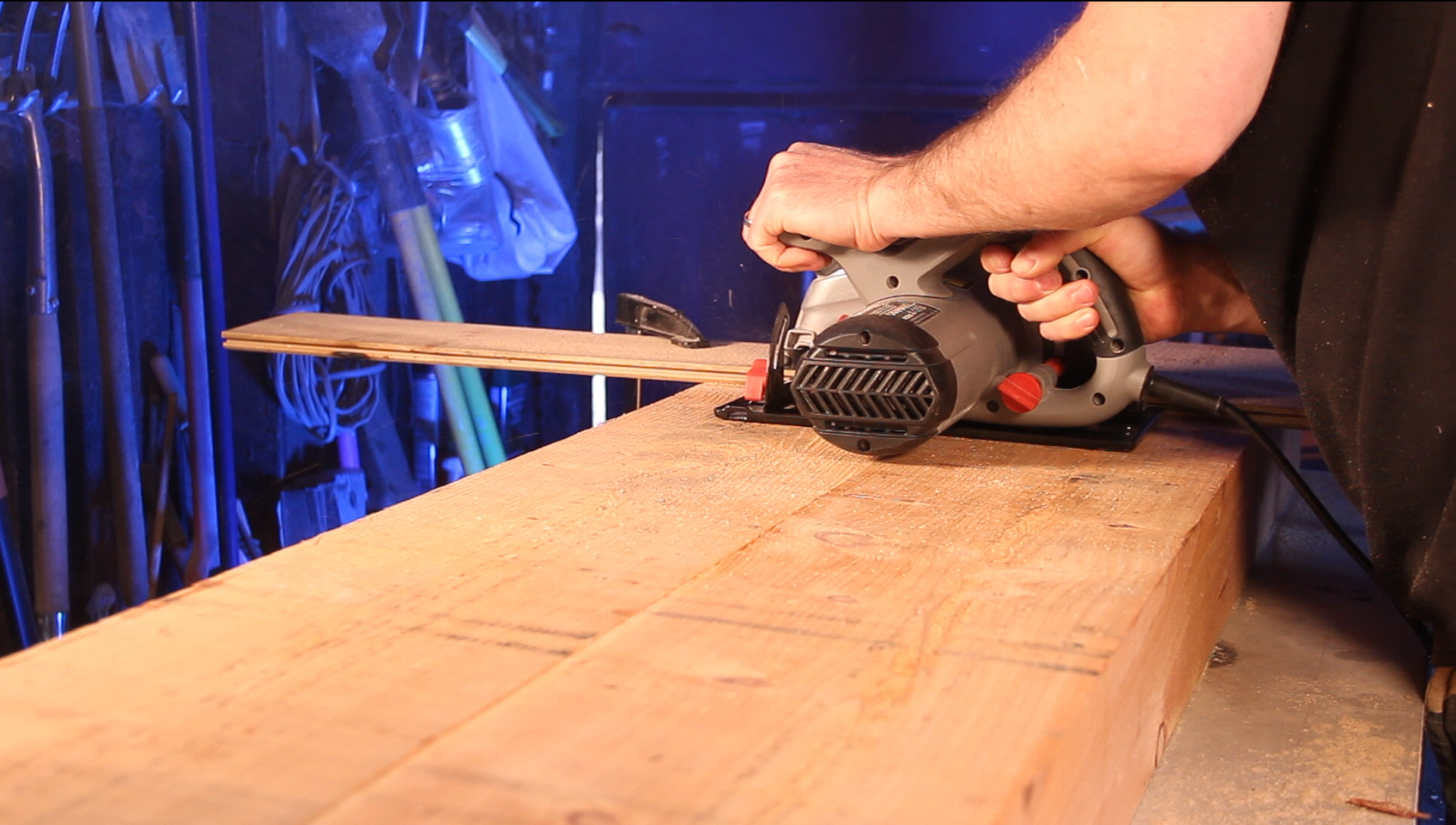 sawing 2.png