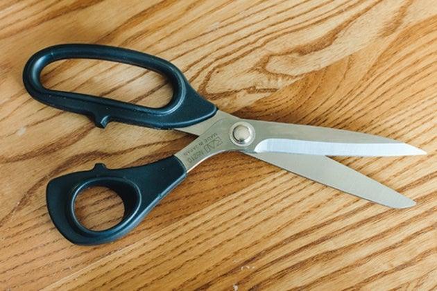 scissors-kitchen-shears-lowres.jpg