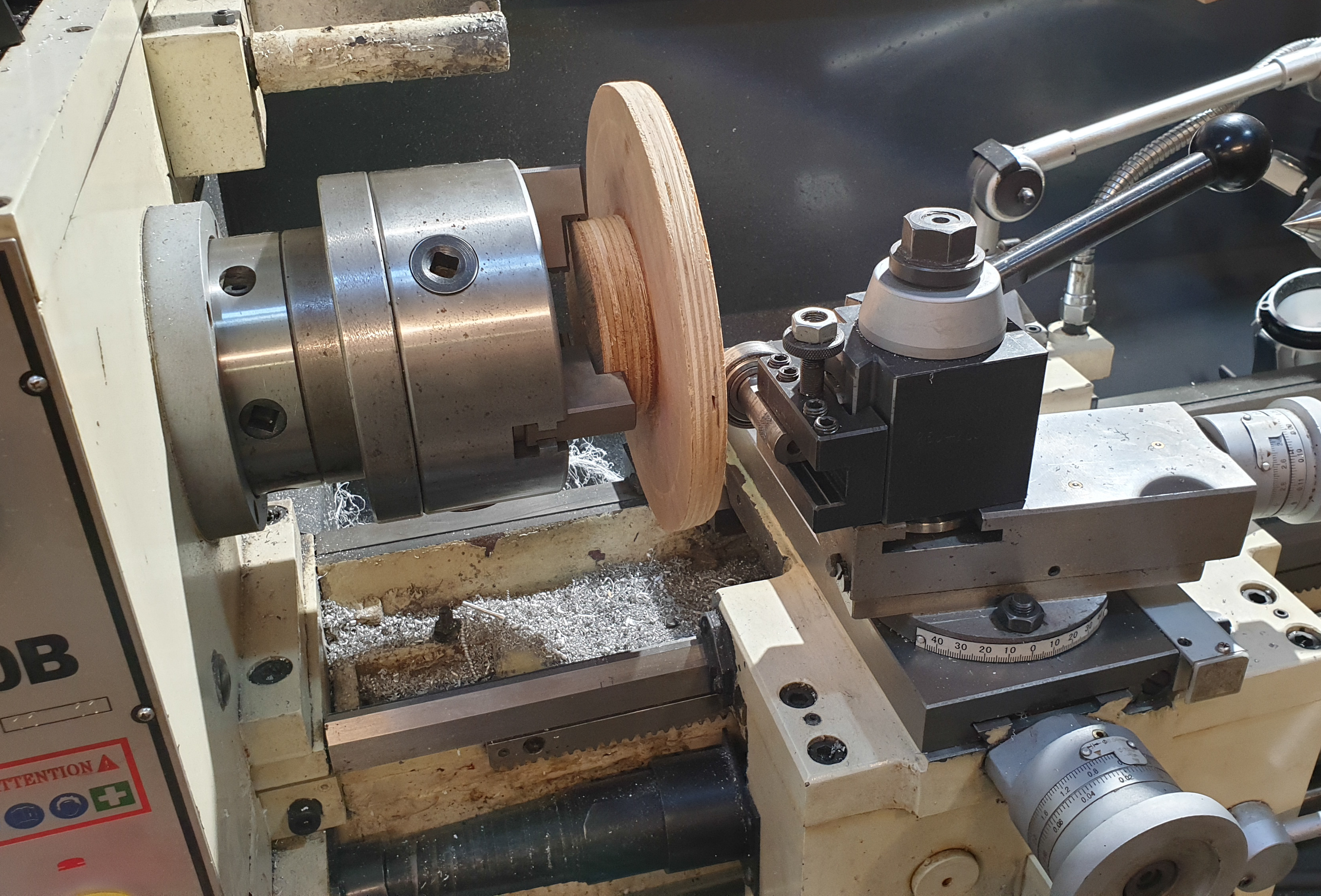 setting up the ply disk for turning.jpg