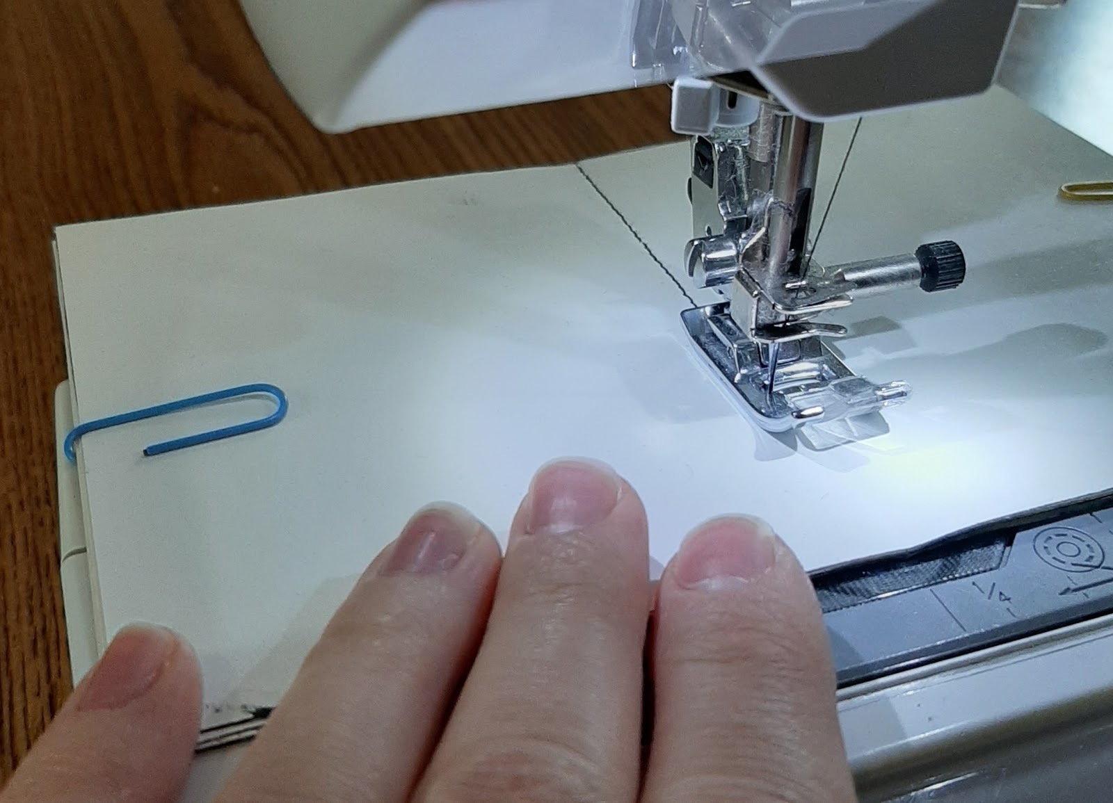 sewing machine 2.jpg