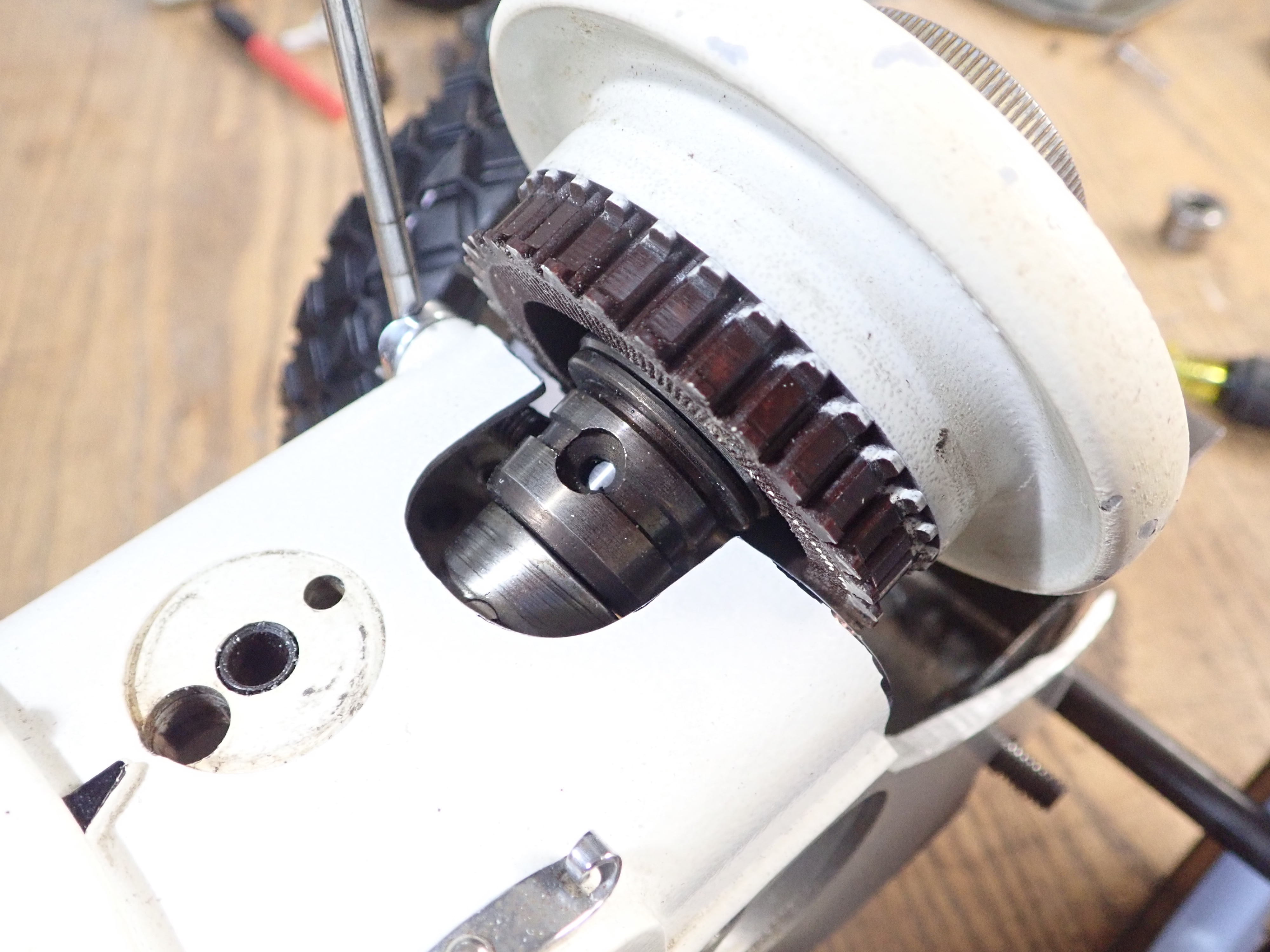 sewing machine tractor (68).JPG