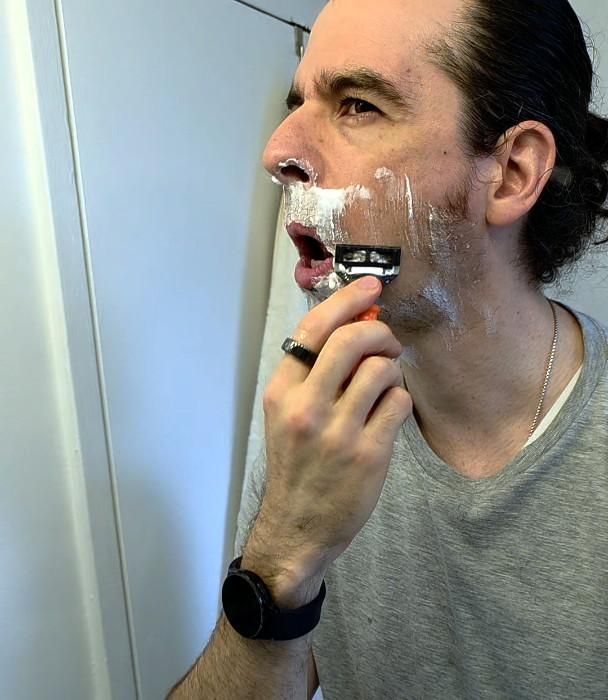 shaving2.jpg