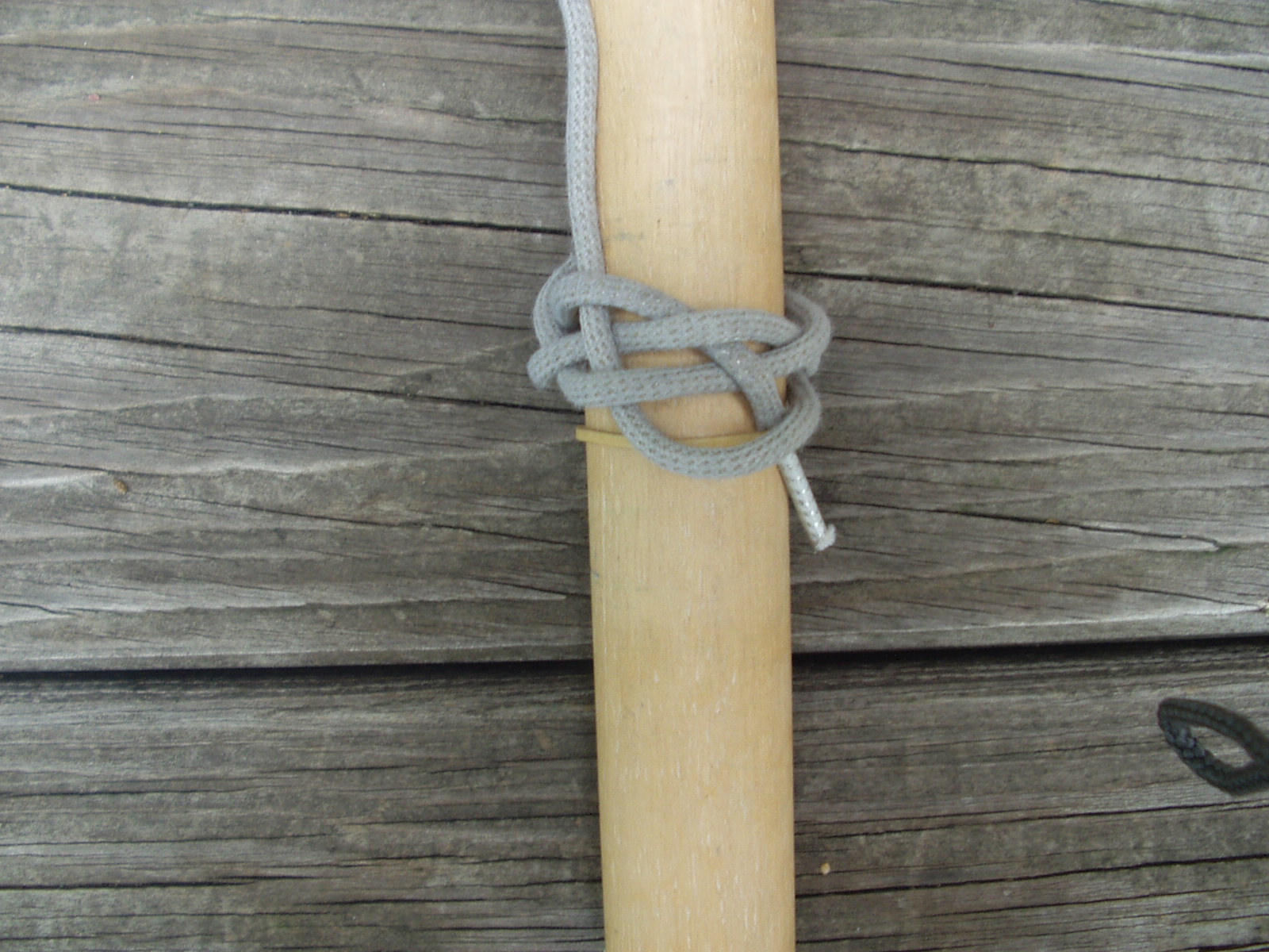 side button knot 005.JPG