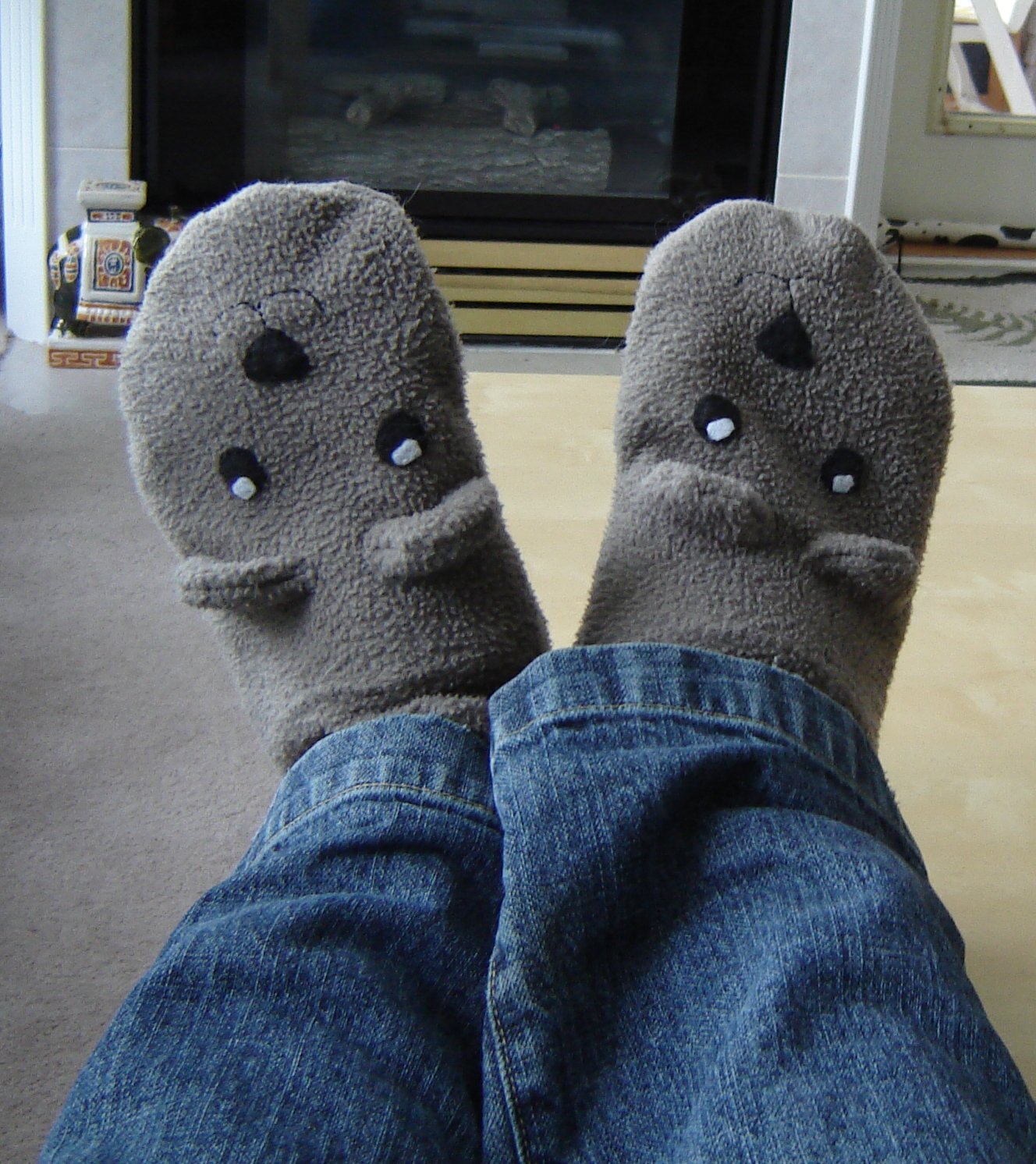 slippers1.jpg