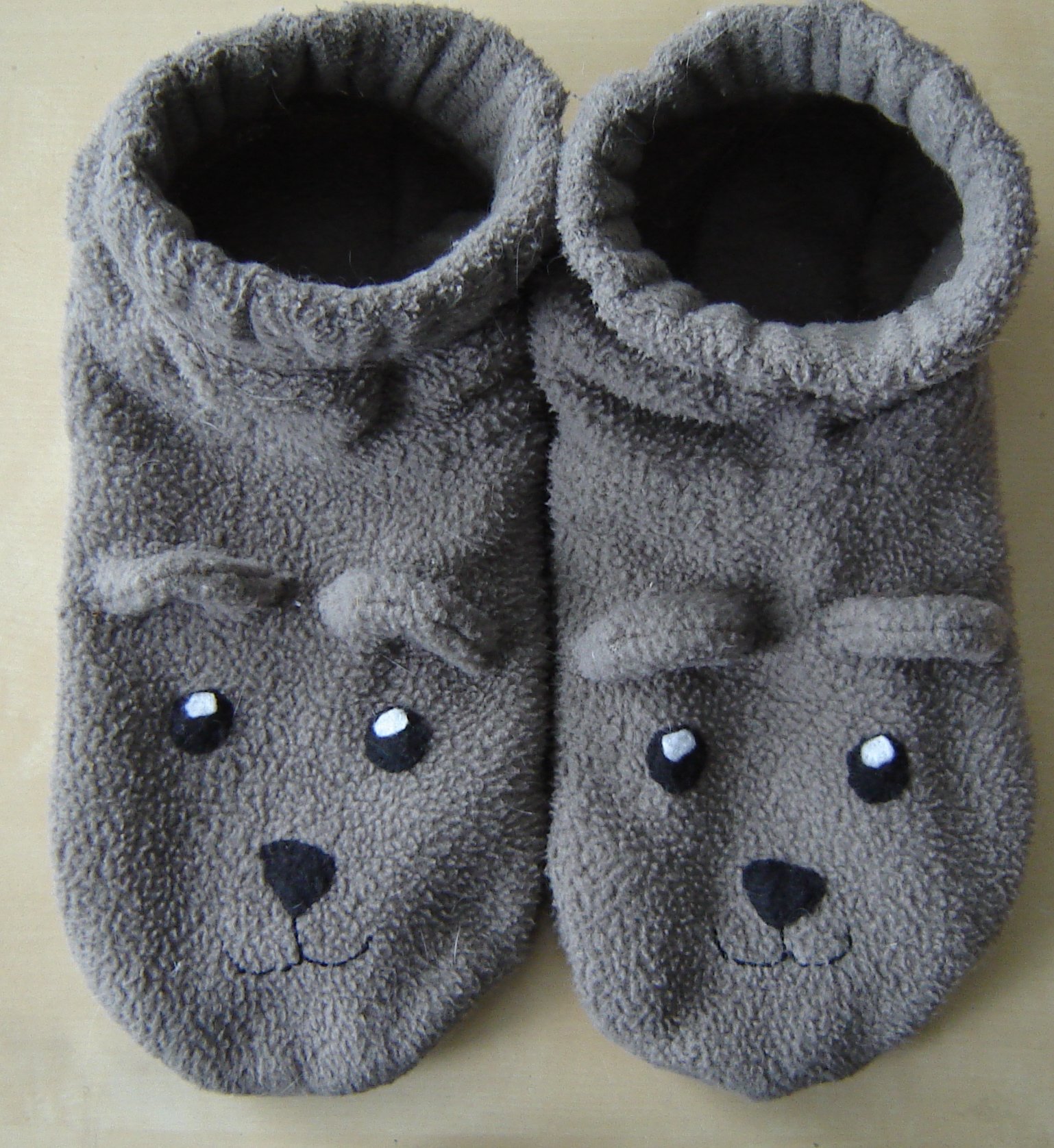 slippers2.jpg
