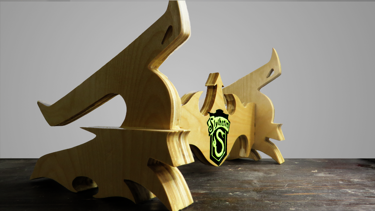 slytherin_laptop_stand.png