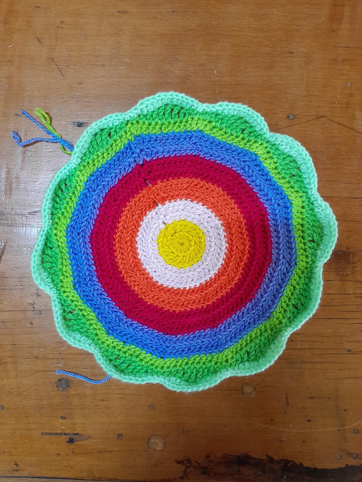 small wall art flower  leaves round.jpg