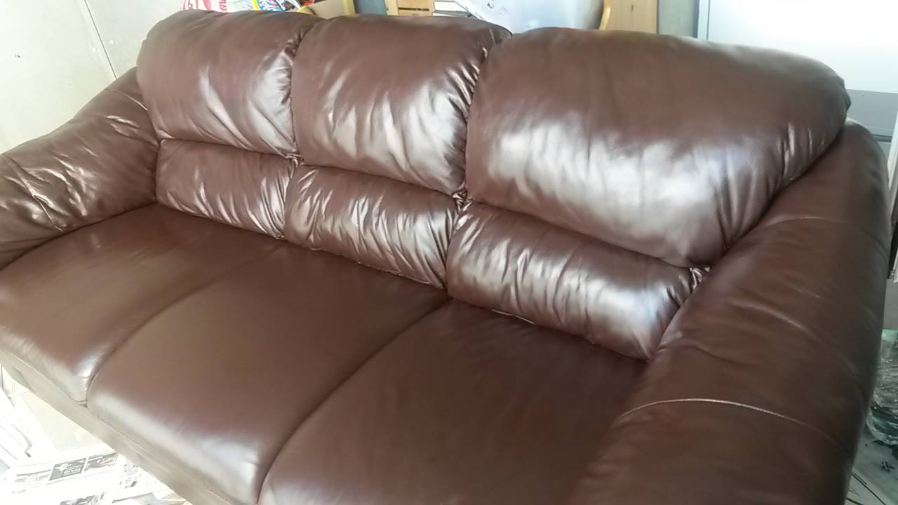 sofa 3.jpg