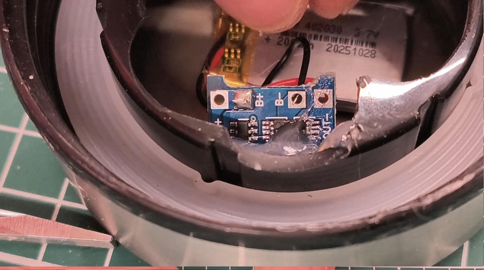 solder on wires.jpg