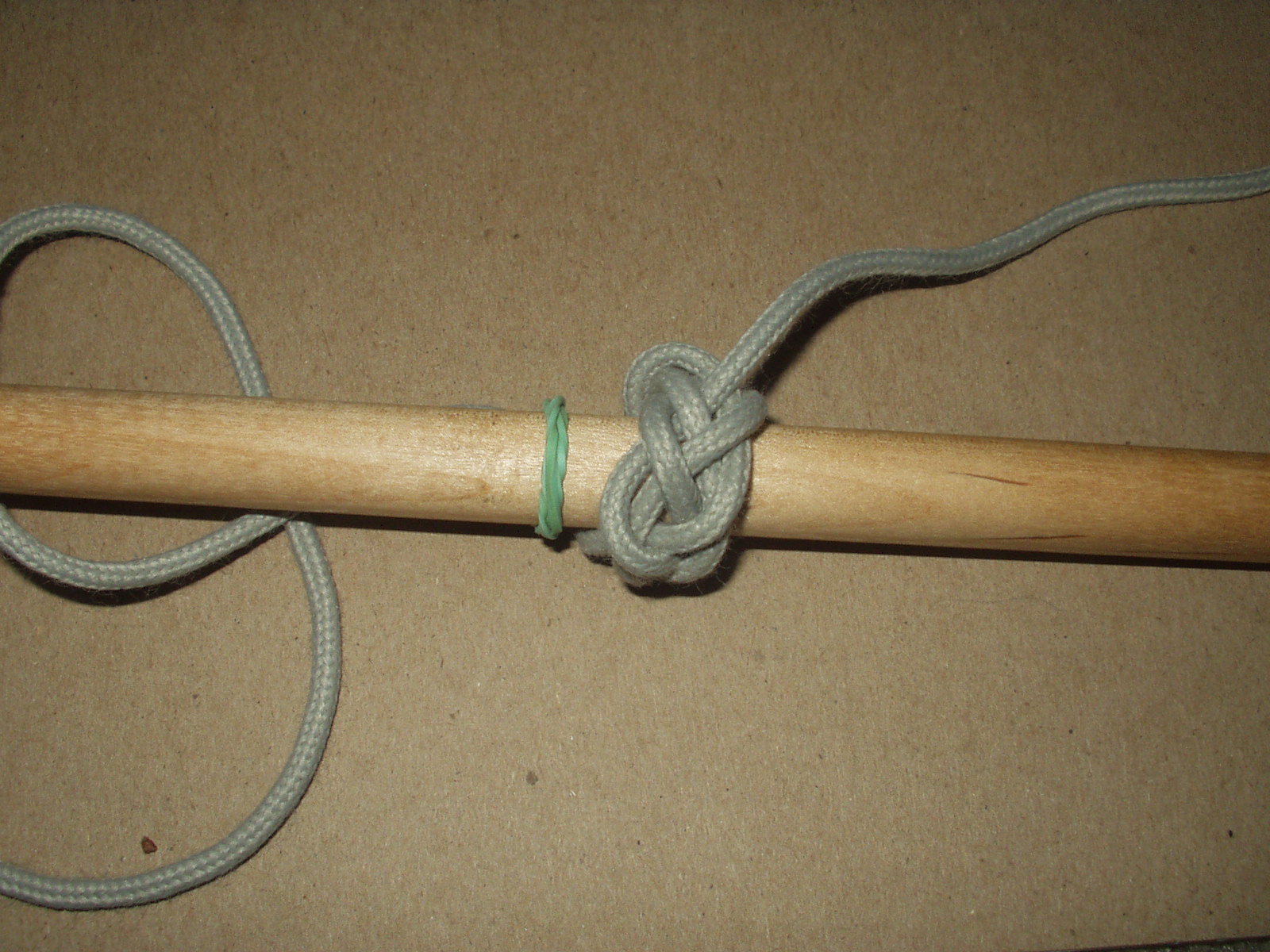 spanish ring knot 011.JPG