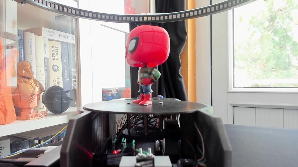 spider-man_funko_camera_3_platform_4.jpg