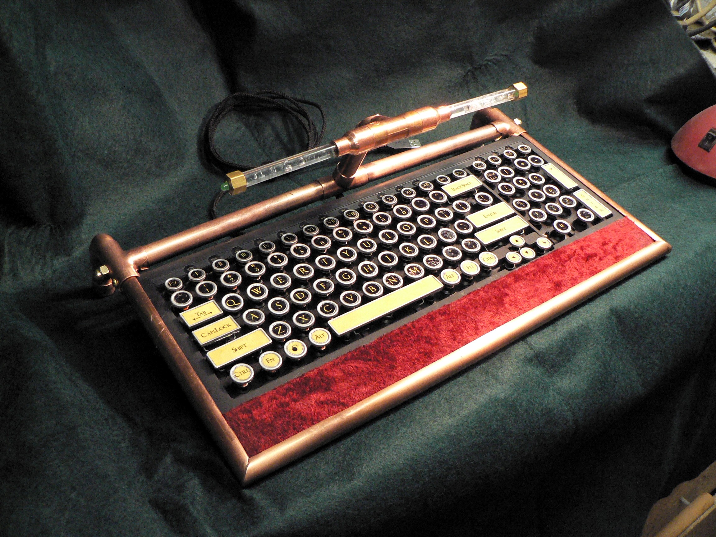 steampunk_keyboard_lg.JPG