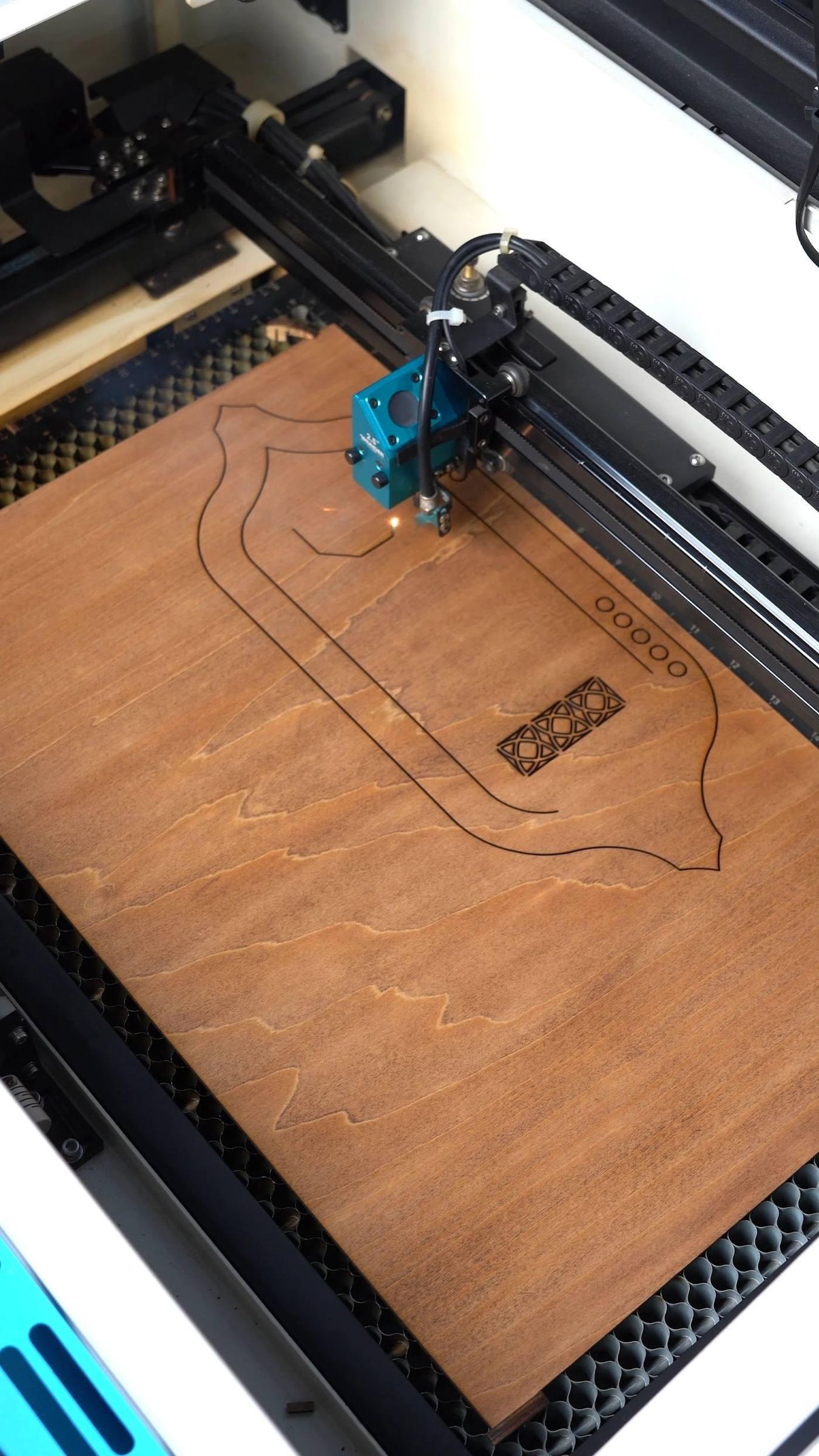 step4-2-laser-cutting-wooden-wall-lantern.jpg