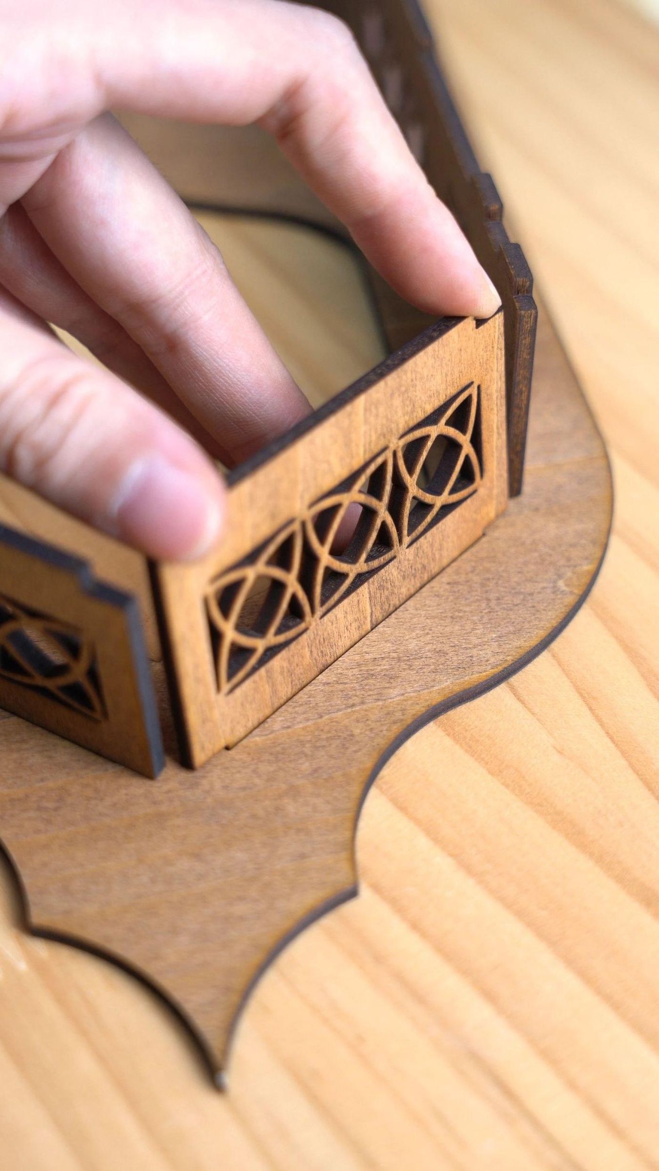 step5-1-assemble-wooden-wall-lantern.jpg