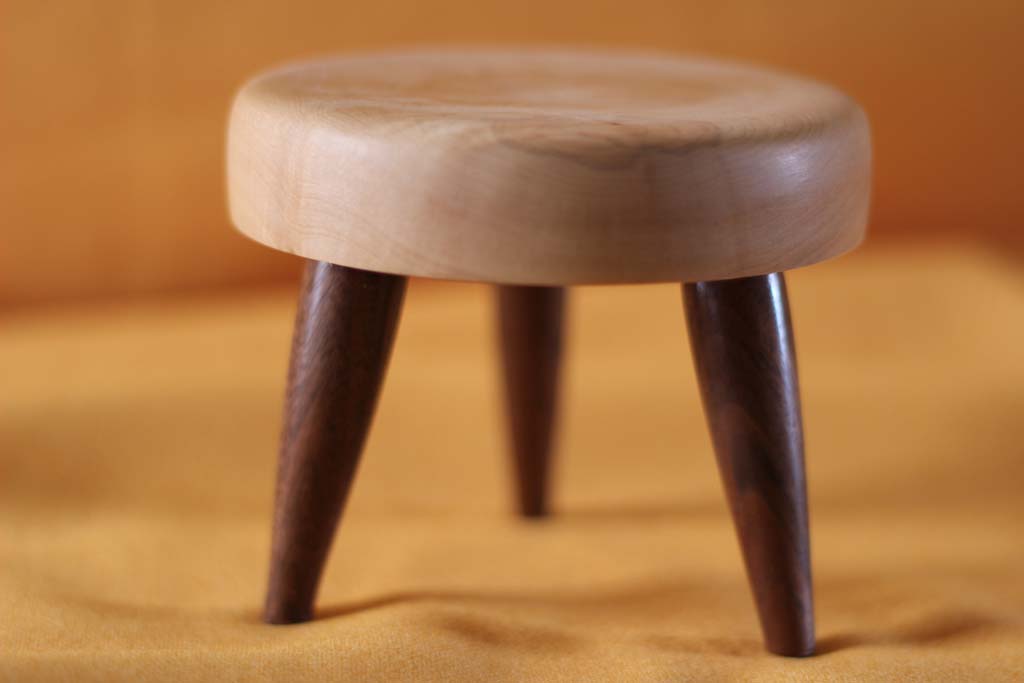 stool 066.jpg