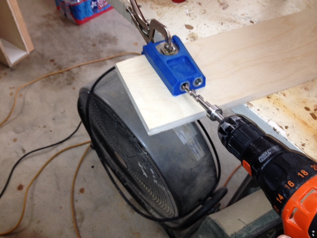 stool pocket hole jig.JPG