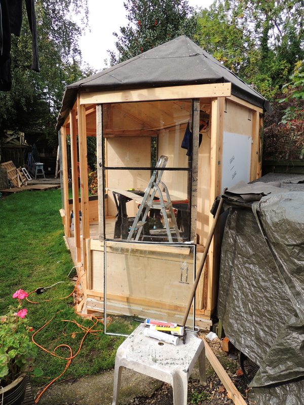 summerhouse-building_21474771774_o.jpg