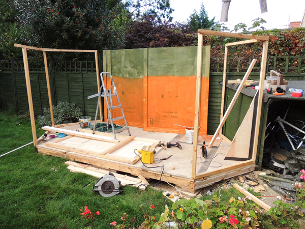 summerhouse-main-casing-frame_21773351565_o.jpg