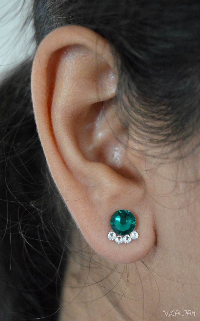 swarovski earrings green.jpg