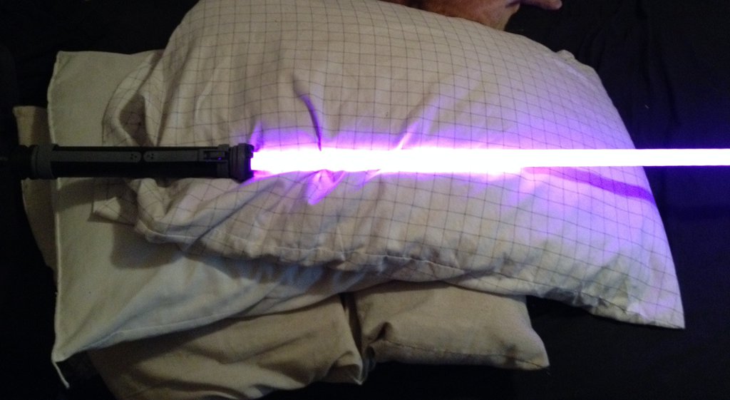 sword_art_online_ii_kirito_s_photon_sword__mk2__by_zipperboi-d8dh77f.jpg
