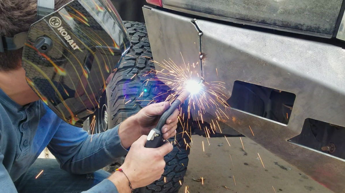 tacking on bumper welds 2.jpg