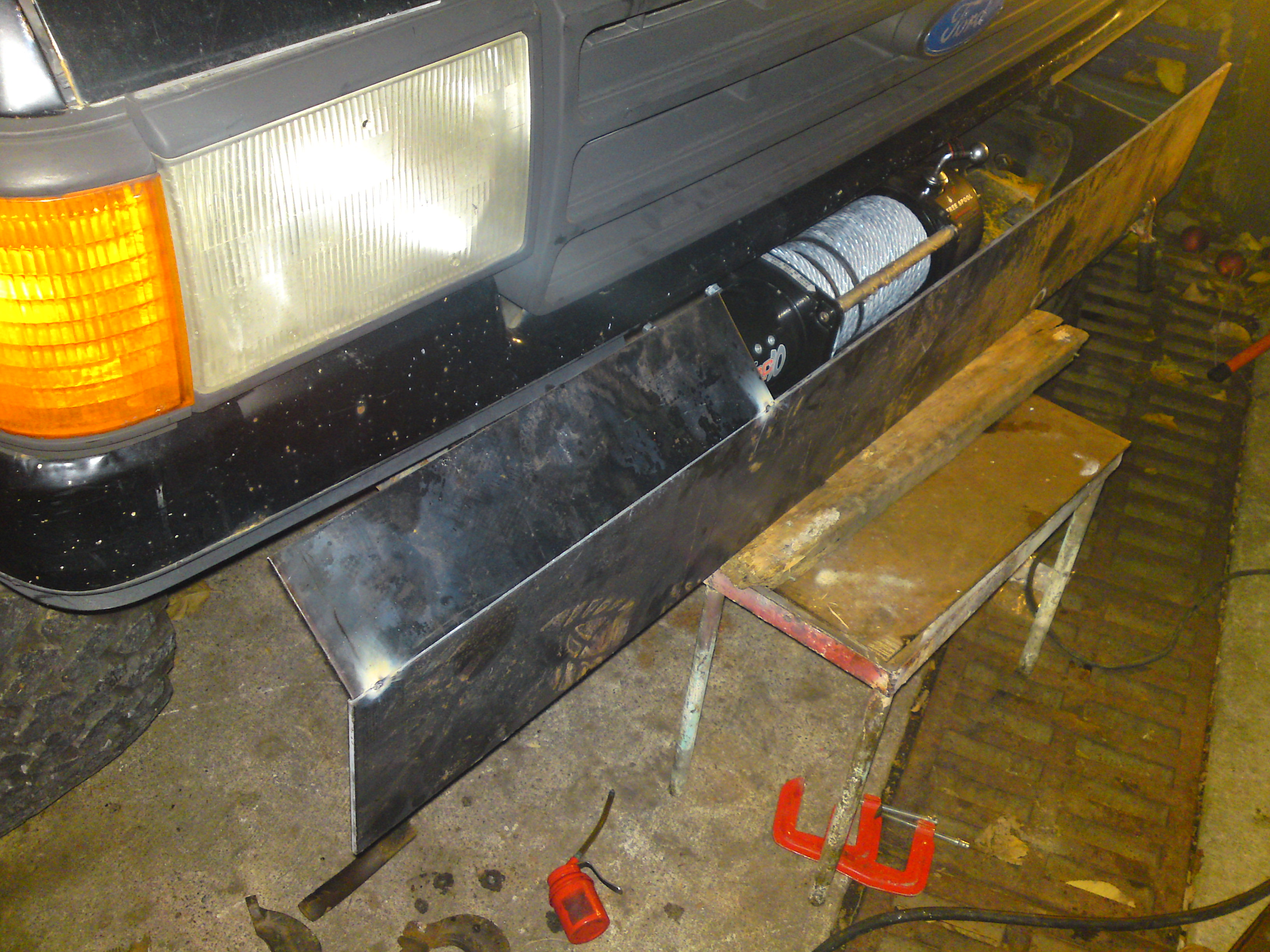 tacking_upper_main_plates (2).JPG