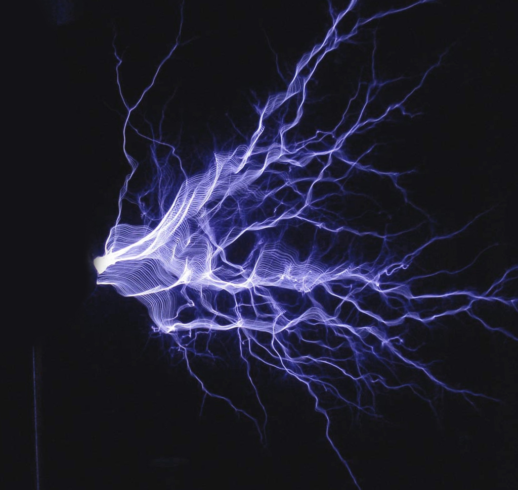 tesla-coil-spark.jpg