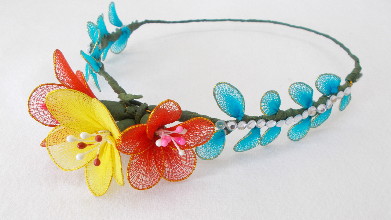 tiara-for-girls.jpg