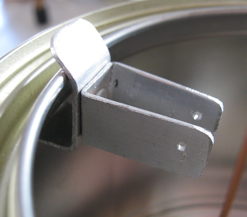 tin rim pivot 2.JPG