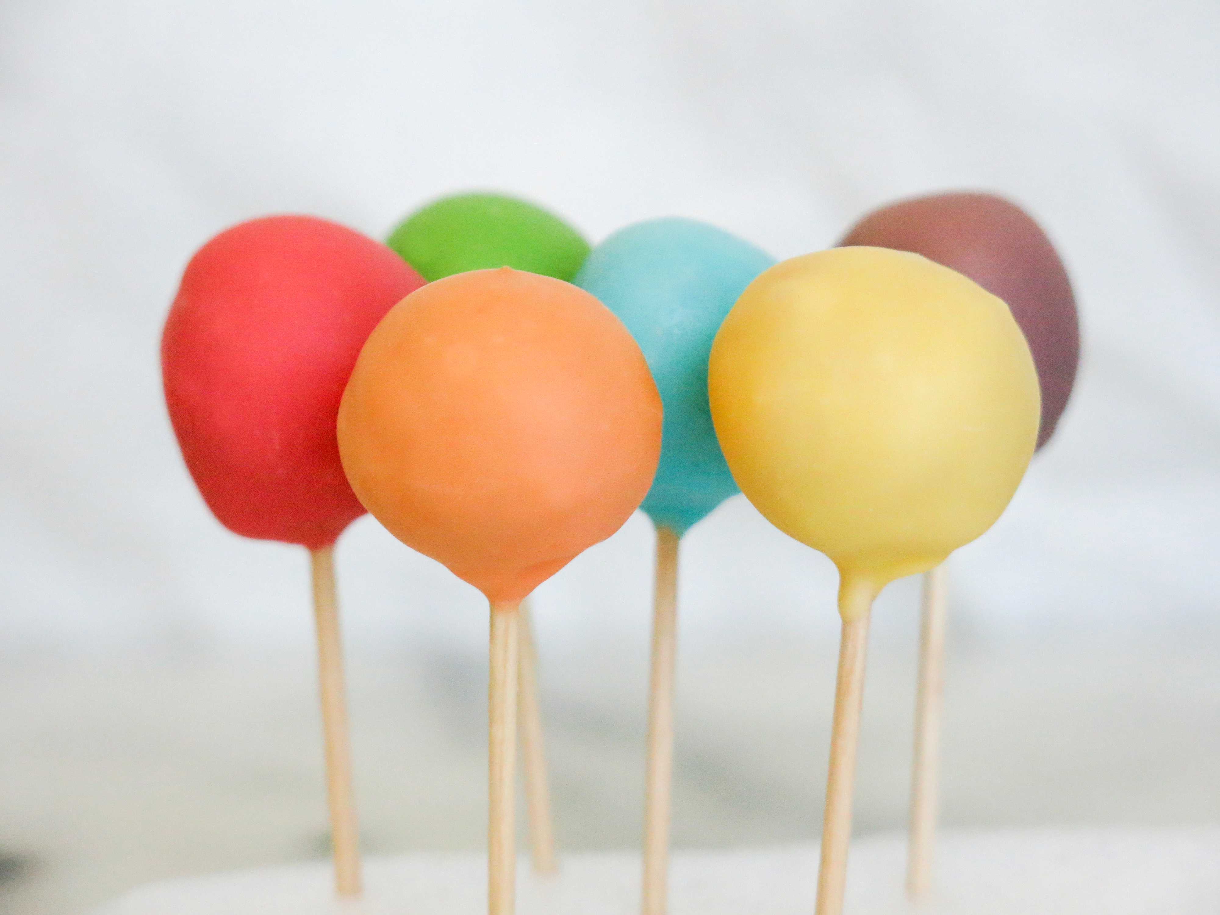 tiny cake pops-35.jpg