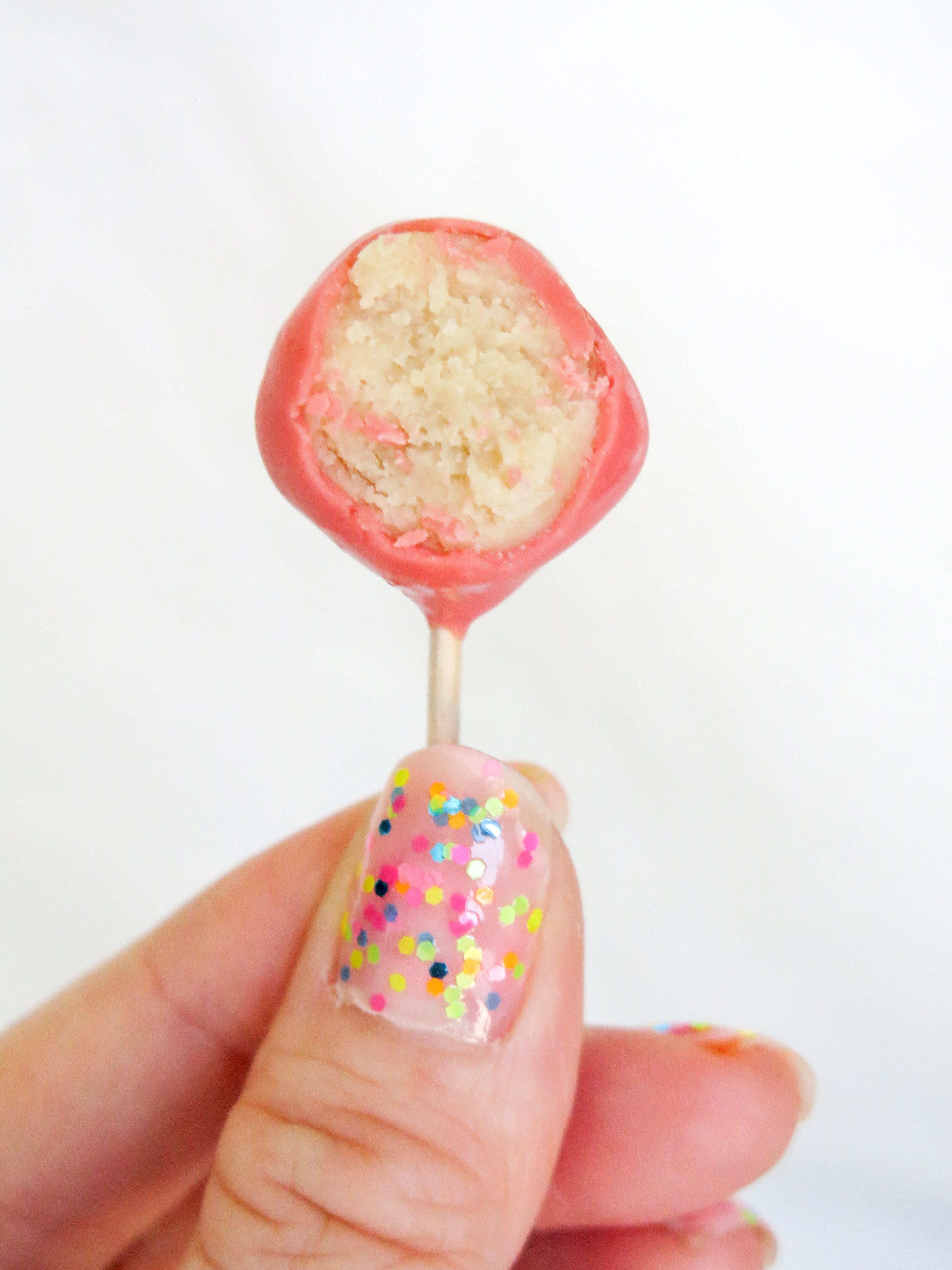 tiny cake pops-47.jpg